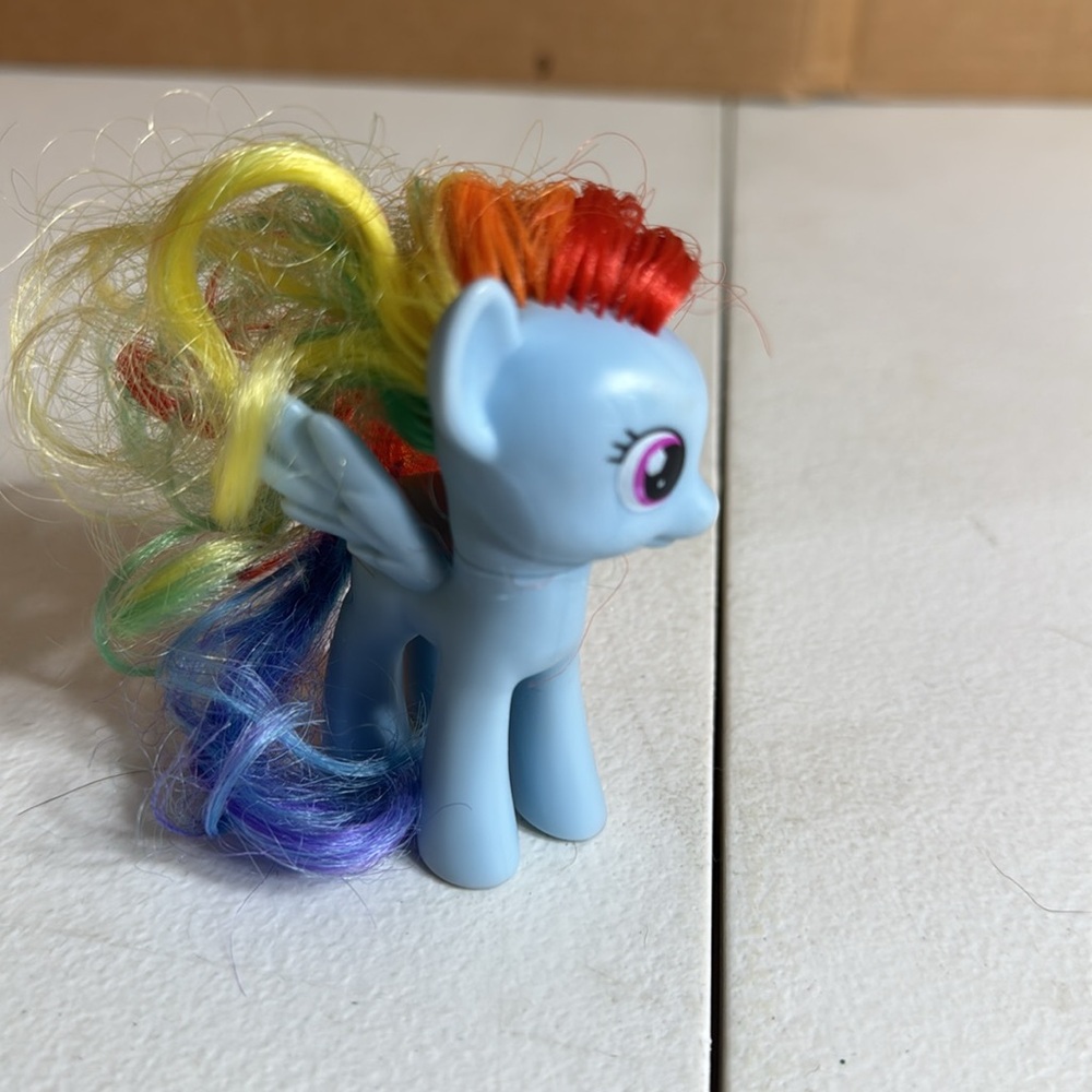 My Little Pony Rainbow Dash - Picture 2 of 2